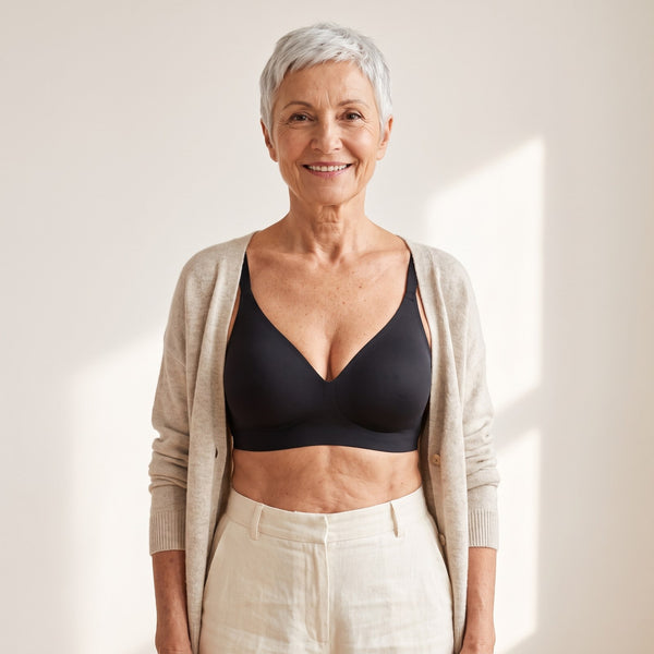 Frinta Soutien-gorge galbant sans armatures, vue de face – Noir